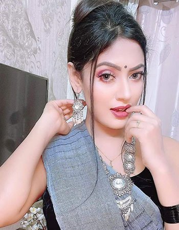 Mumbai call girl